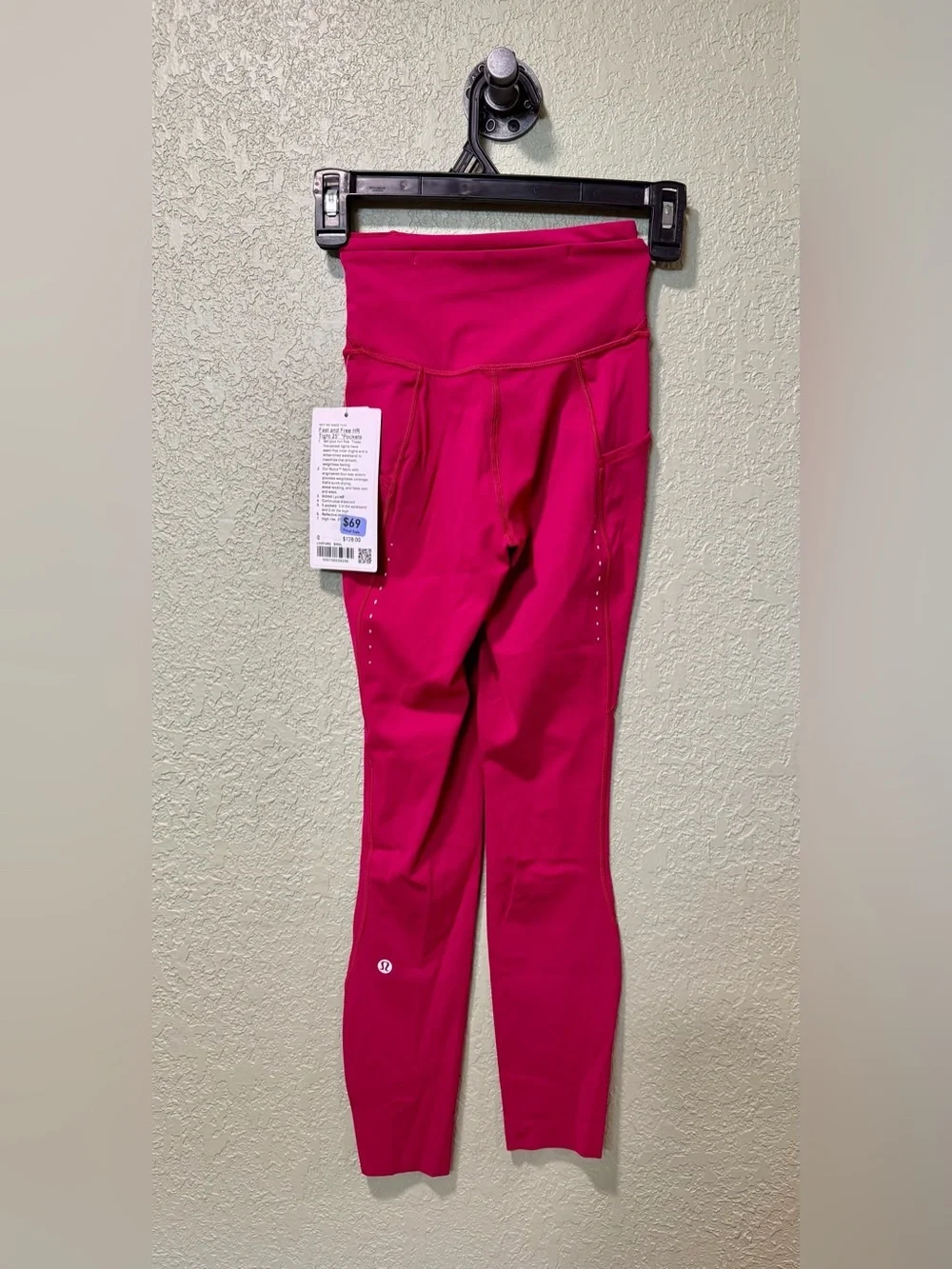 Lululemon Mulberry Fast & Free HR Leggings size 0 NWT